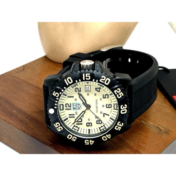 Luminox Men's Watch X2.2055 Sea Lion Navy Seal Swiss Quartz Black Rubber 44mm - Picture 9 of 14